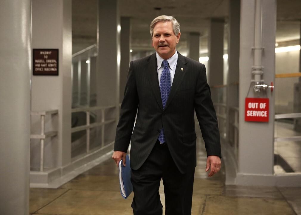 North Dakota: John Hoeven